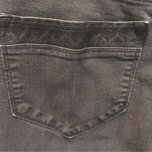 NYDJ Jeans Womens 24W Plus Black Denim Straight Leg Stretch 25.5” Inseam Petite